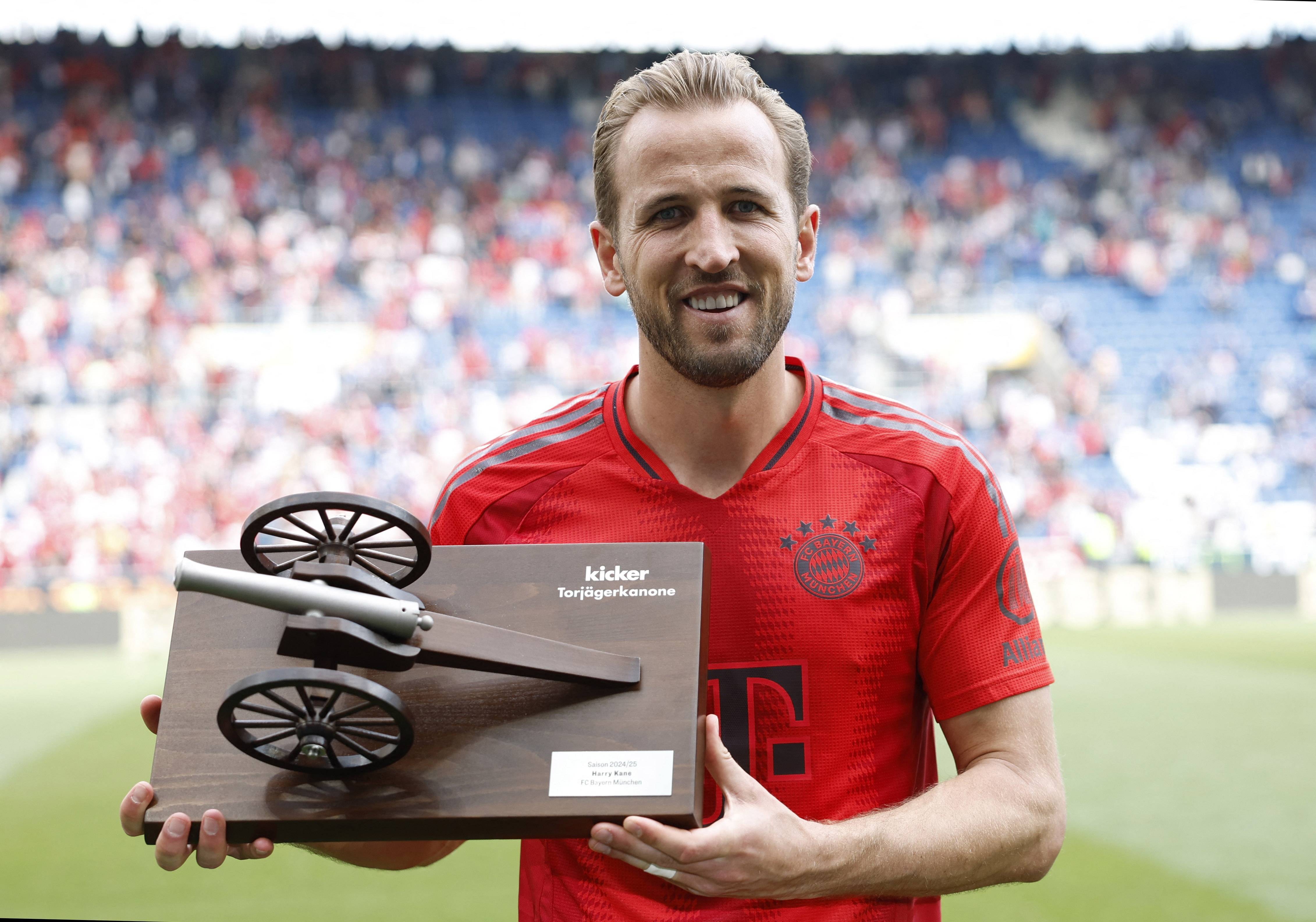 爱游戏中国体育-凯恩在美国队比赛中重返赛场，出色发挥引发热议！观众掌声雷动(足球乌龙球是什么意思)