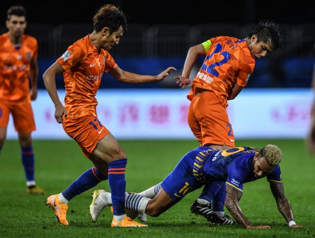 门兴格拉德巴赫迎国王杯关键赛;清晨伤情更新;引发热议;年轻球员得到机会(门兴格拉德巴赫地图) 门兴格拉德巴赫迎国王杯关键赛;清晨伤情更新;引发热议;年轻球员得到机会(门兴格拉德巴赫地图)